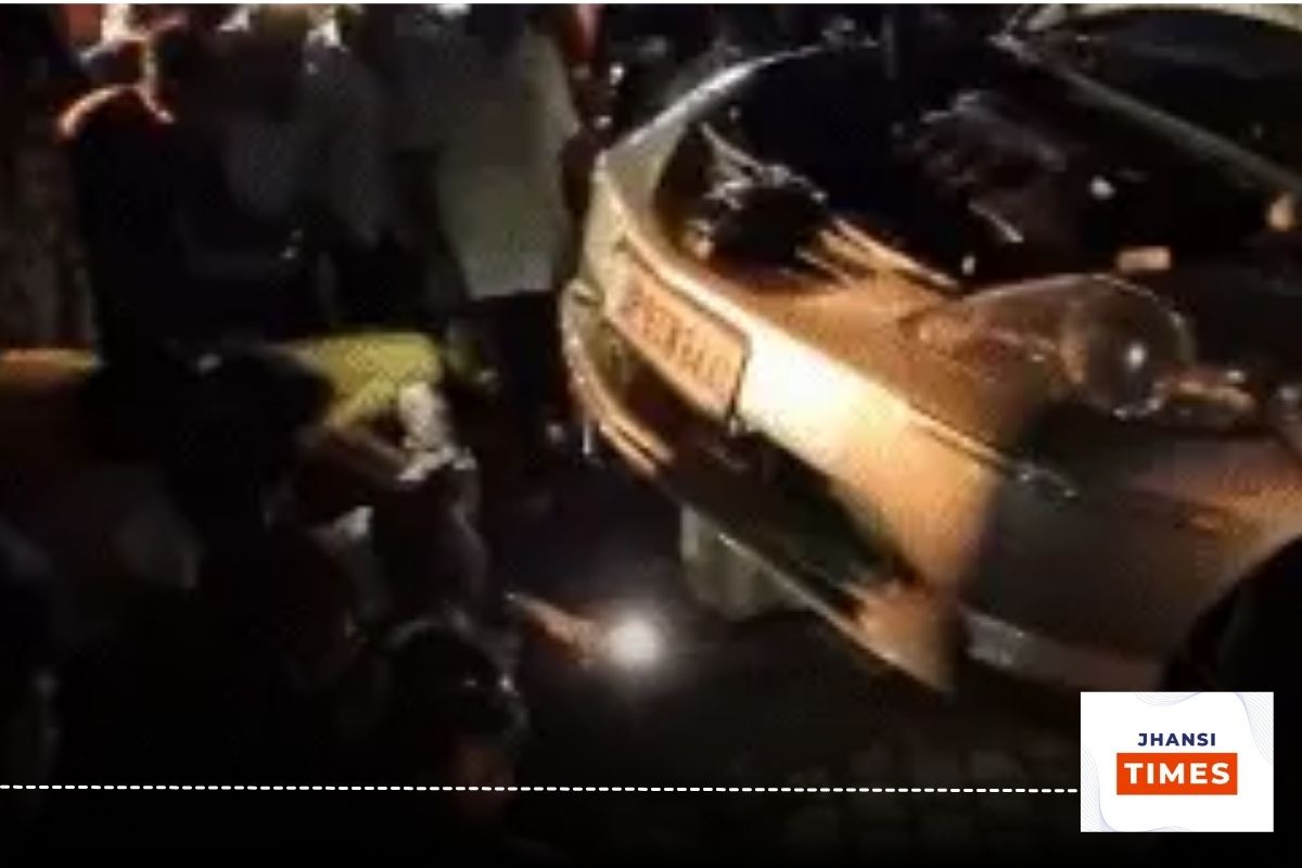 Cobra Chaos in Jhansi