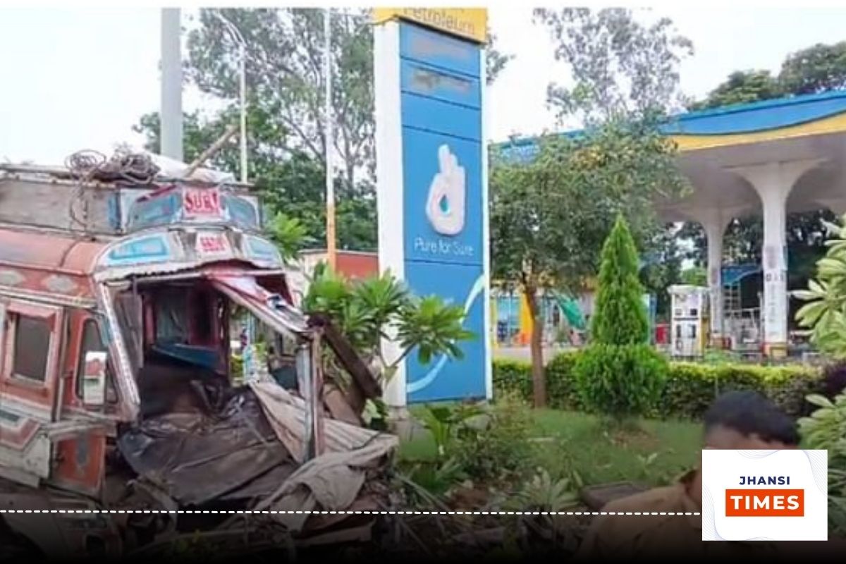 Lalitpur road accident